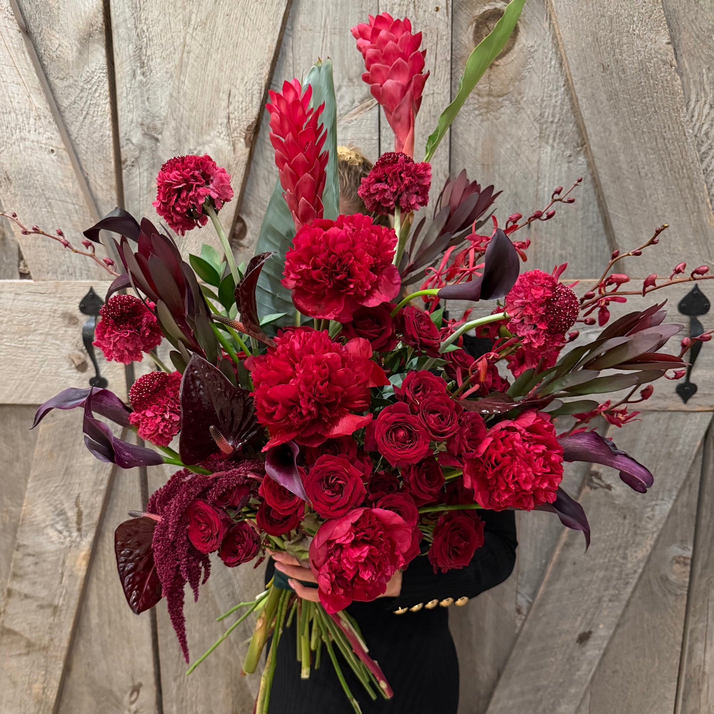 Luxurious Bouquet - Red Velvet