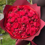 Red Spray Garden Bouquet